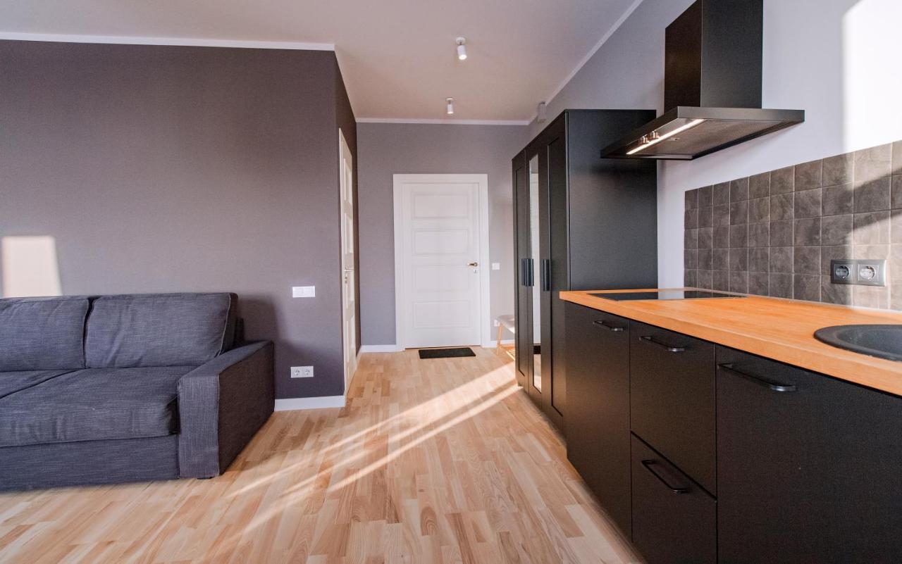Modern Apartment In Old Riga With A River View ภายนอก รูปภาพ